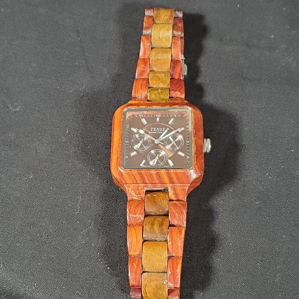 Tense Wood Watch
